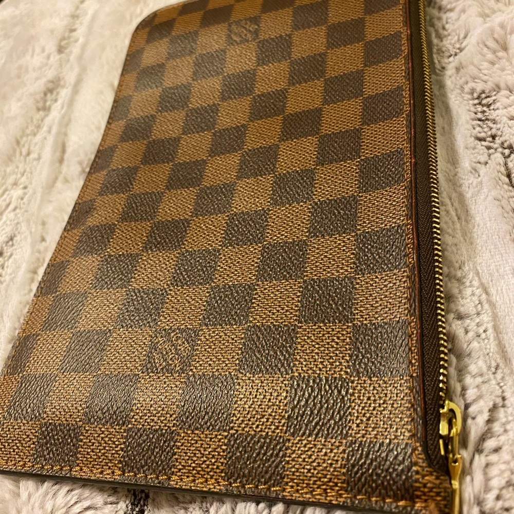LV Damier Ebene Pouchette with strap